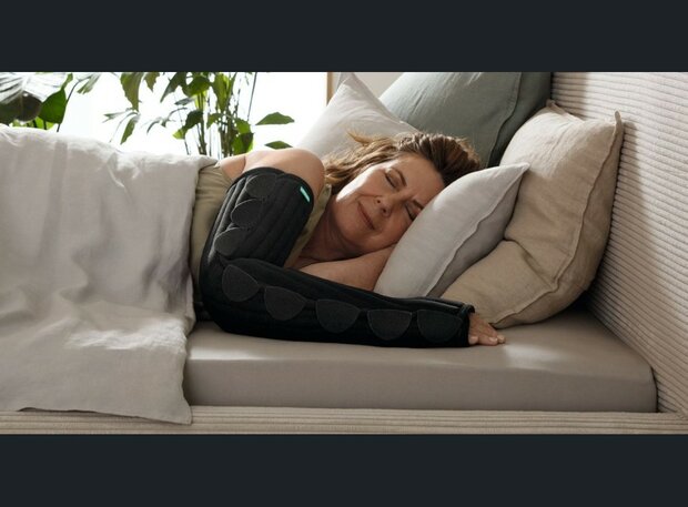 JUZO SLEEPCOMPRESS ARM ZWART